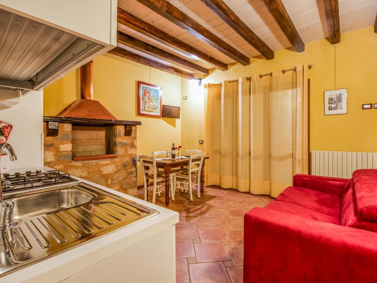 Cozy Chalet At Marone Lake Lombardy With Pool المظهر الخارجي الصورة