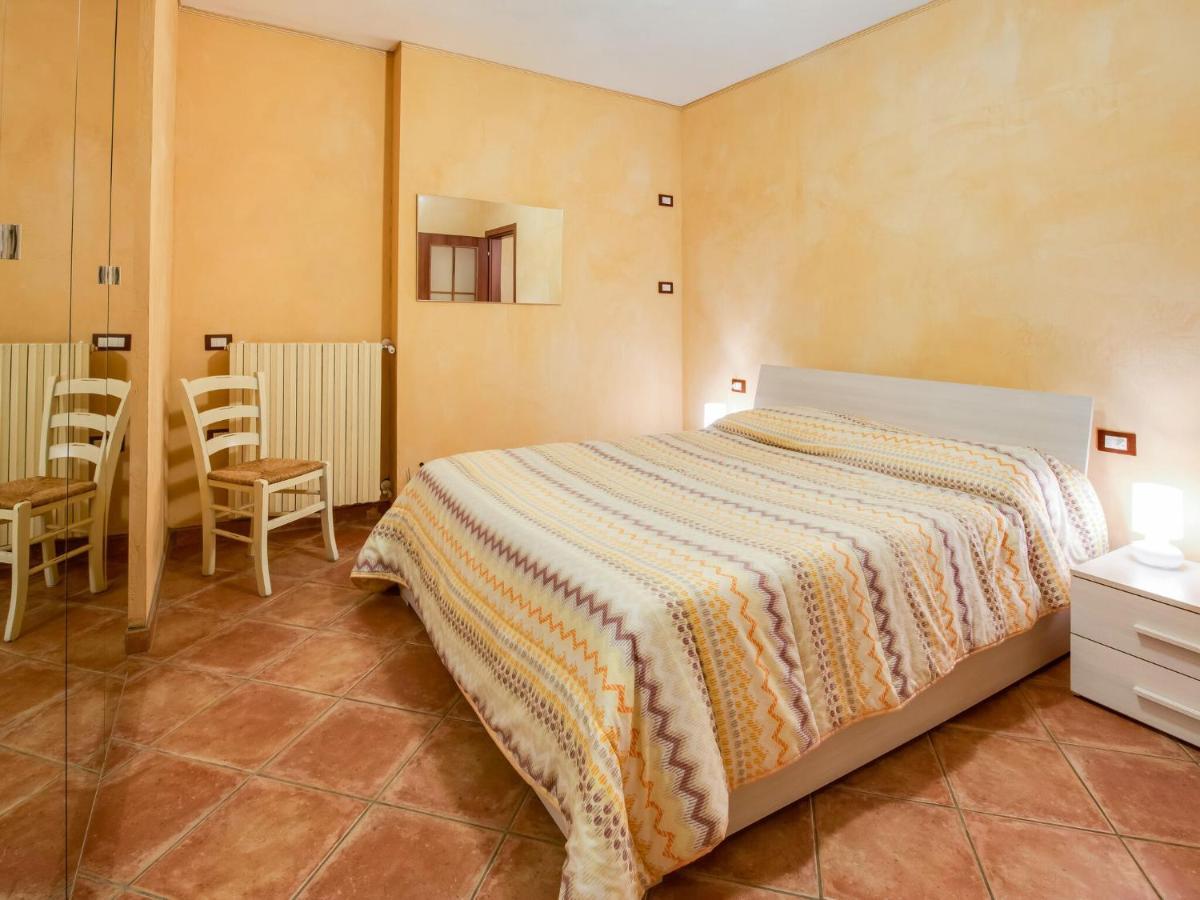 Cozy Chalet At Marone Lake Lombardy With Pool المظهر الخارجي الصورة