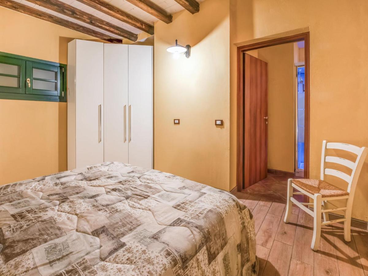 Cozy Chalet At Marone Lake Lombardy With Pool المظهر الخارجي الصورة