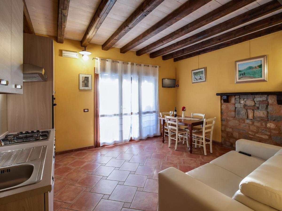 Cozy Chalet At Marone Lake Lombardy With Pool المظهر الخارجي الصورة