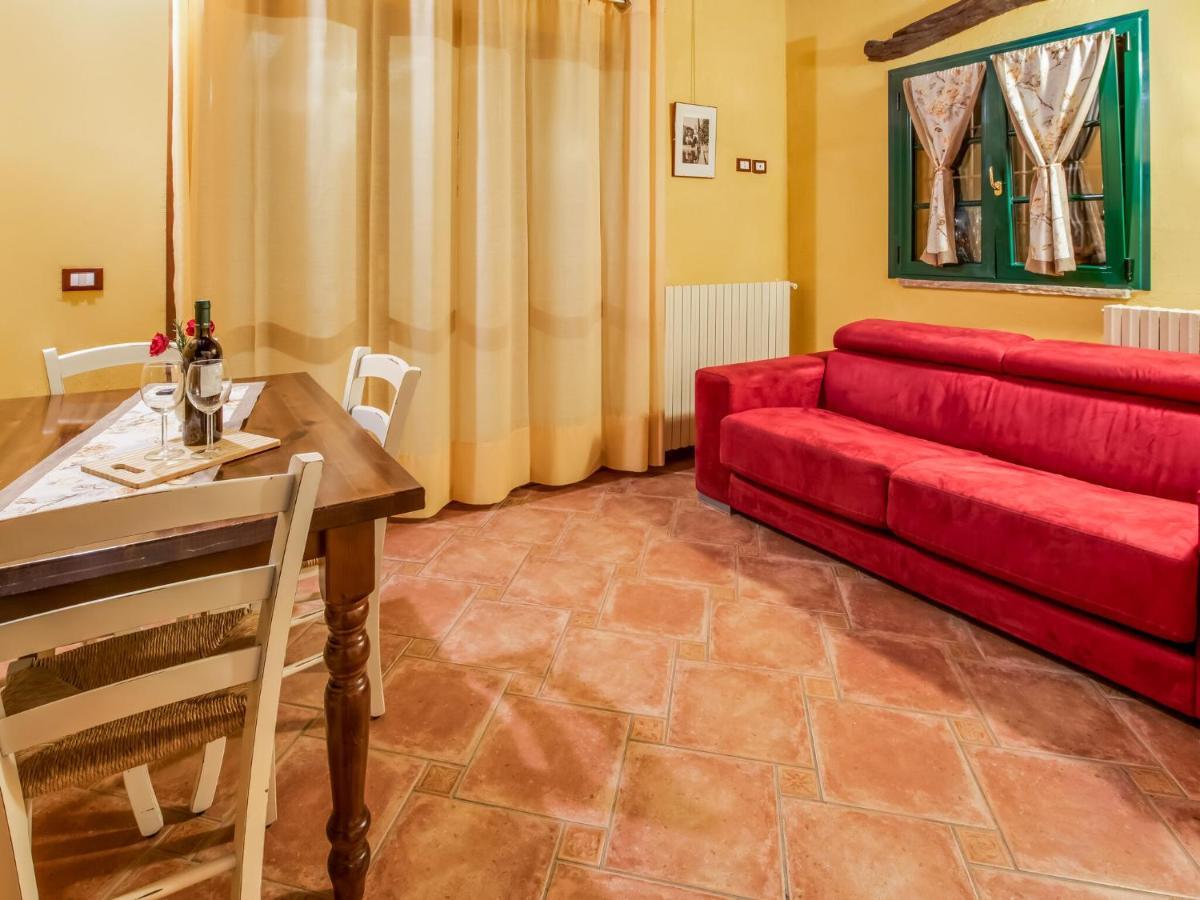 Cozy Chalet At Marone Lake Lombardy With Pool المظهر الخارجي الصورة